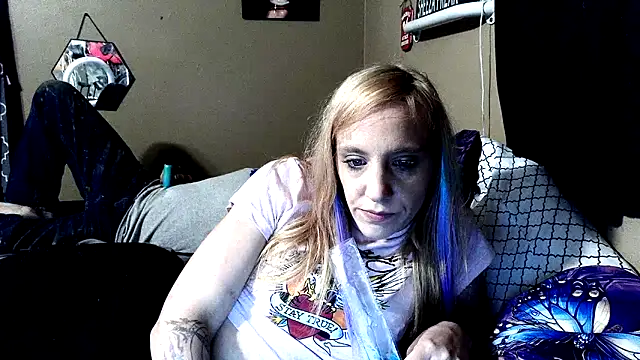 flavi1996 online show from October 9, 2025, 2:01 am