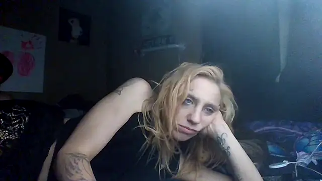 flavi1996 online show from October 5, 2025, 7:32 am