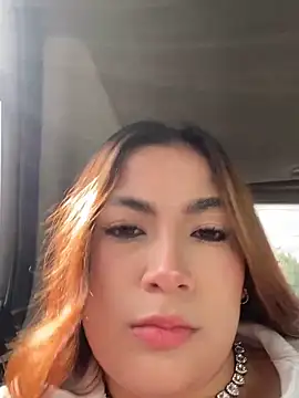 MacarenaRosse online show from November 6, 2025, 7:51 pm