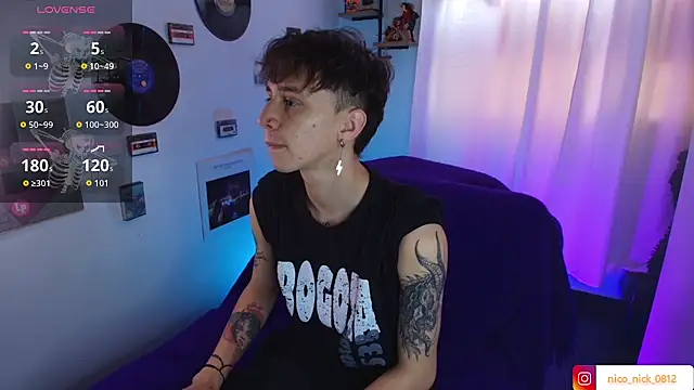 Snapshot of Nick_Bangover_ chatting on November 3, 2025, 5:05 pm Nick Bangover online show from November 3, 2025, 5:05 pm