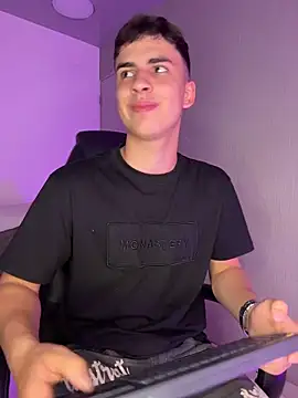 AdrianRinaldi online show from March 15, 2026, 8:05 pm