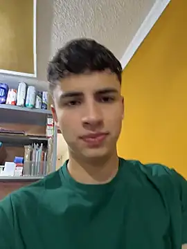 Snapshot of AdrianRinaldi chatting on May 24, 2026, 3:34 pm AdrianRinaldi online show from May 24, 2026, 3:34 pm