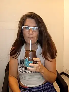 Merida2276 online show from December 16, 2025, 1:32 am