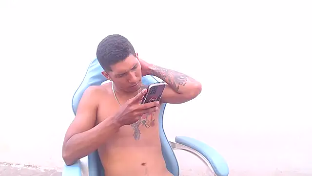 sensualduo online show from March 25, 2026, 8:41 pm