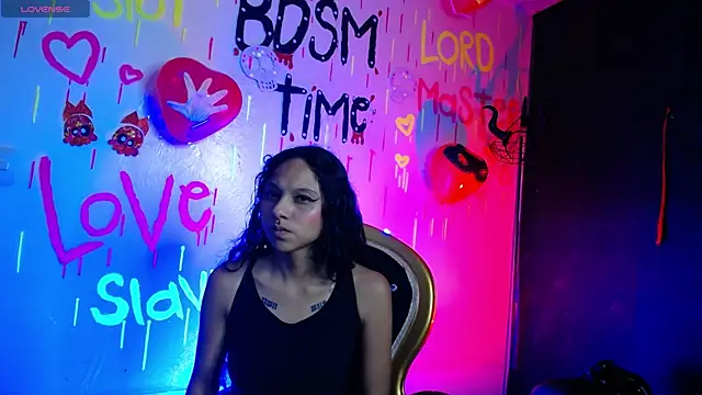 Sweettpleasure online show from October 11, 2025, 2:18 pm