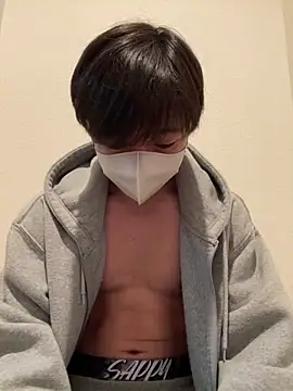 Yuma0718 online show from March 5, 2026, 12:46 pm