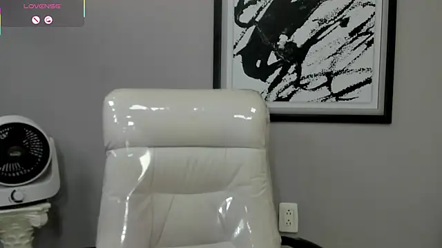 Snapshot of miel_latina chatting on November 22, 2025, 8:51 pm miel latina online show from November 22, 2025, 8:51 pm