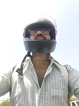 YoursThickDick online show from April 21, 2026, 5:47 am