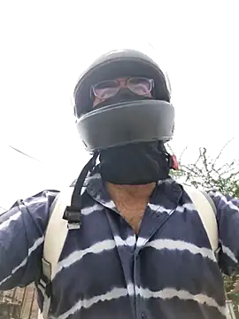 YoursThickDick online show from April 17, 2026, 5:43 am