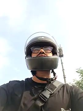 YoursThickDick online show from October 4, 2025, 3:30 am