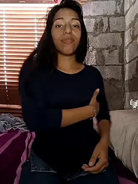 Snapshot of Aley_2025 chatting on October 23, 2025, 5:44 pm Aley 2025 online show from October 23, 2025, 5:44 pm