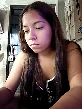 Snapshot of Aley_2025 chatting on October 1, 2025, 4:39 am Aley 2025 online show from October 1, 2025, 4:39 am