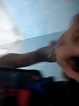 Snapshot of Yayoope chatting on December 17, 2025, 11:32 pm Yayoope online show from December 17, 2025, 11:32 pm