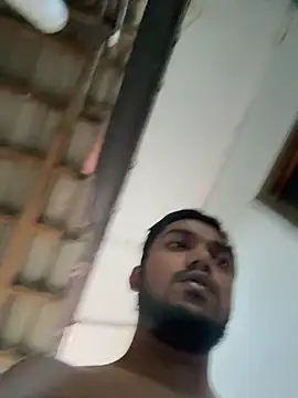 Snapshot of dharshnamzd05 chatting on December 4, 2025, 1:15 am dharshnamzd05 online show from December 4, 2025, 1:15 am