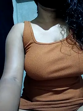 DiyaRoy49 online show from April 18, 2026, 6:10 pm