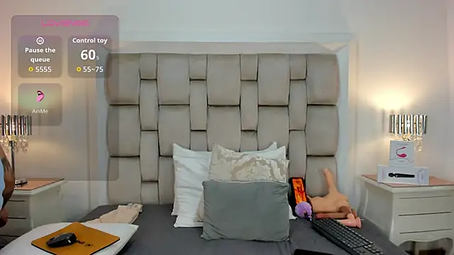 Snapshot of frehia_dimou chatting on September 15, 2025, 2:56 am frehia dimou online show from September 15, 2025, 2:56 am