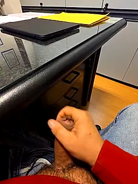 Snapshot of sonic197501 chatting on November 10, 2025, 8:30 am sonic197501 online show from November 10, 2025, 8:30 am