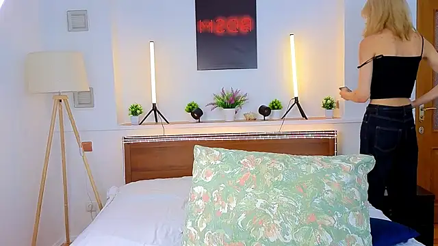 okerriella online show from April 3, 2026, 7:26 am