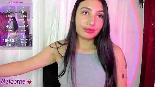 Snapshot of Linda_andrew chatting on September 23, 2025, 6:15 pm Linda andrew online show from September 23, 2025, 6:15 pm