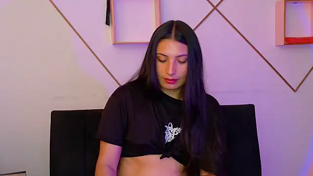 Snapshot of Linda_andrew chatting on December 5, 2025, 5:55 pm Linda andrew online show from December 5, 2025, 5:55 pm