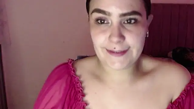 Snapshot of Salma_deep chatting on November 1, 2025, 6:13 pm Salma deep online show from November 1, 2025, 6:13 pm