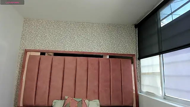 Hanna Lee   online show from February 26, 2026, 8:31 pm