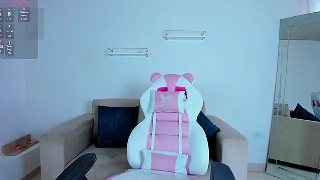 april smiith online show from February 17, 2026, 12:13 pm