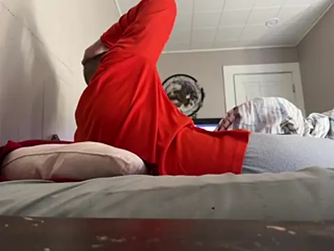 Snapshot of k_nutz87 chatting on February 6, 2026, 9:33 pm k nutz87 online show from February 6, 2026, 9:33 pm