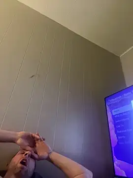 Snapshot of k_nutz87 chatting on February 18, 2026, 12:01 pm k nutz87 online show from February 18, 2026, 12:01 pm