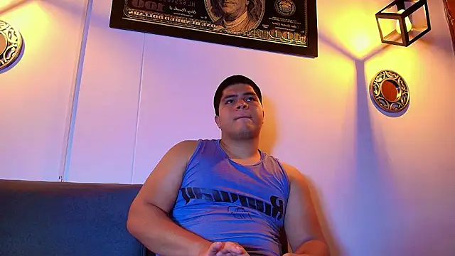 naomi campbel  online show from February 27, 2026, 8:30 pm