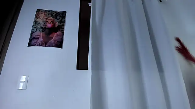 guadalupe21  online show from February 6, 2026, 6:59 pm