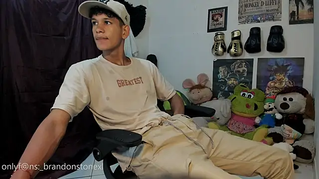 brandonstonexl online show from February 19, 2026, 12:40 am