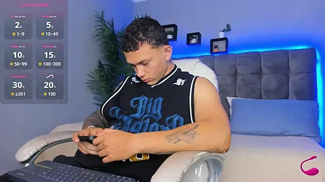 Thomas moon online show from March 16, 2026, 1:26 pm