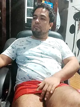 Snapshot of Hotknight chatting on December 17, 2025, 12:26 am Hotknight online show from December 17, 2025, 12:26 am