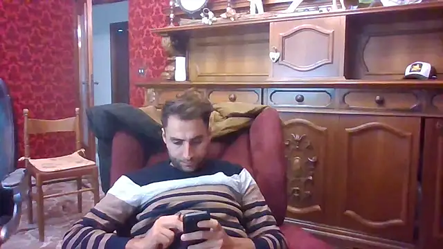 Torissimo92 online show from October 21, 2025, 8:14 am