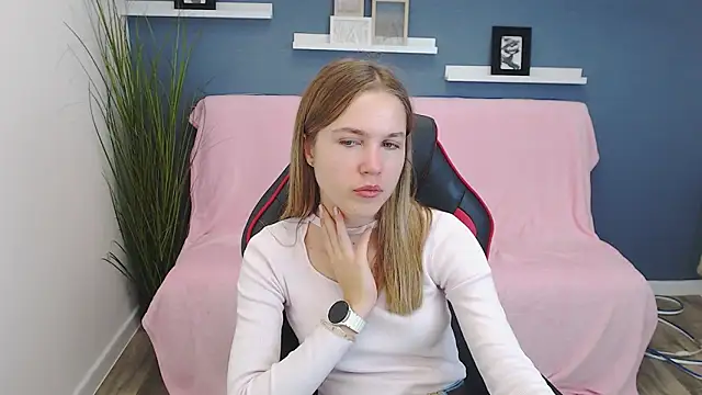 Spicy Lexi online show from October 7, 2025, 6:25 am