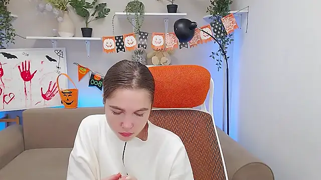 Spicy Lexi online show from October 17, 2025, 6:17 am