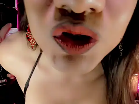 10inBigcockSurpise online show from March 10, 2026, 6:28 am