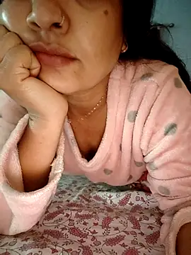 CUTE-PX online show from November 13, 2025, 4:27 am