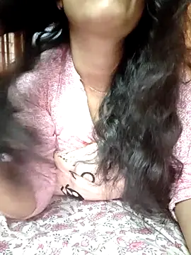 Snapshot of CUTE-PX chatting on September 15, 2025, 12:27 pm CUTE-PX online show from September 15, 2025, 12:27 pm