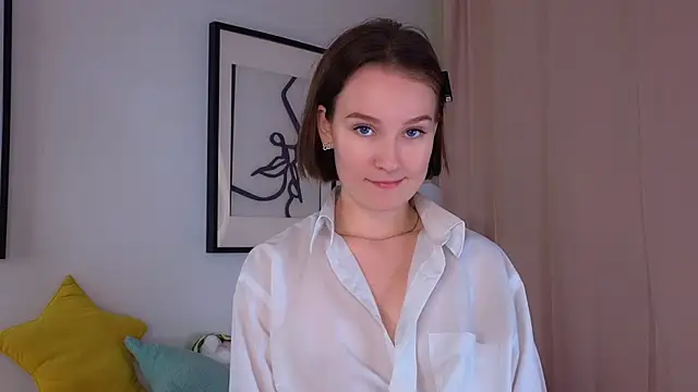 QueenieHathaway online show from October 21, 2025, 1:16 am