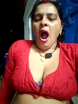 Snapshot of Hot_komal1 chatting on May 9, 2026, 8:23 pm Hot komal1 online show from May 9, 2026, 8:23 pm