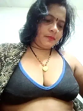 Hot komal1 online show from February 12, 2026, 9:25 pm