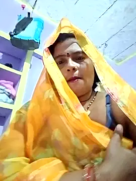 Snapshot of Hot_komal1 chatting on April 25, 2026, 10:18 pm Hot komal1 online show from April 25, 2026, 10:18 pm