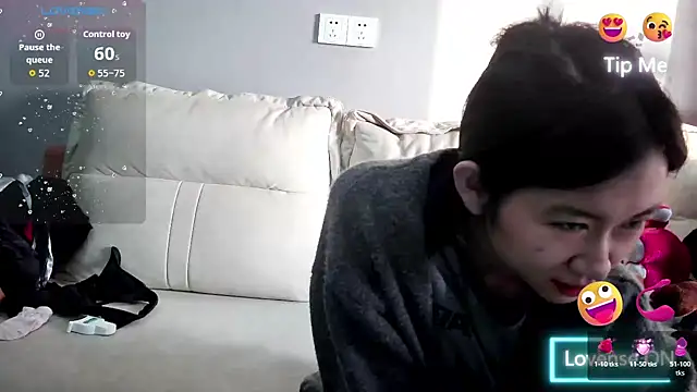 xiaoLI-2025 online show from November 28, 2025, 8:58 am