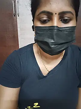 Snapshot of vasundhara26 chatting on July 13, 2026, 5:56 pm vasundhara26 online show from July 13, 2026, 5:56 pm