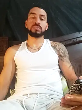 Snapshot of Alexsexygamer chatting on October 23, 2025, 1:10 pm Alexsexygamer online show from October 23, 2025, 1:10 pm