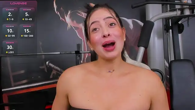 Snapshot of AlaskaAmato chatting on October 28, 2025, 7:13 pm AlaskaAmato online show from October 28, 2025, 7:13 pm