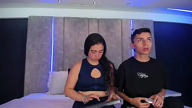 NickandAbby  online show from April 20, 2026, 7:15 pm