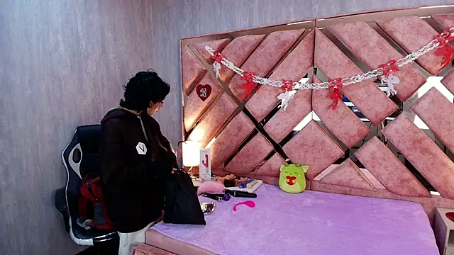 Babyyrasta666 online show from September 18, 2025, 2:58 am